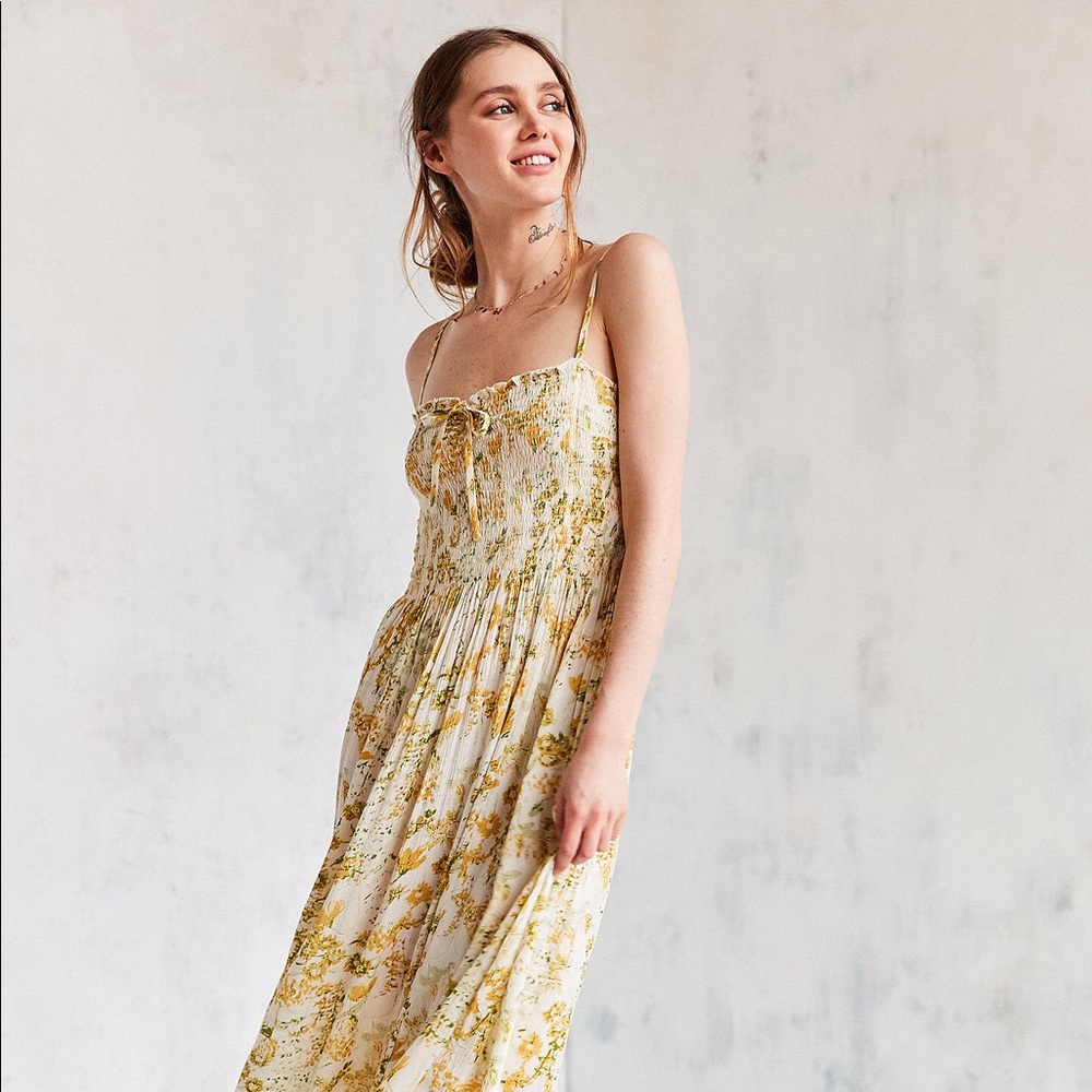 Kimchi Blue Smocked Midi Dress